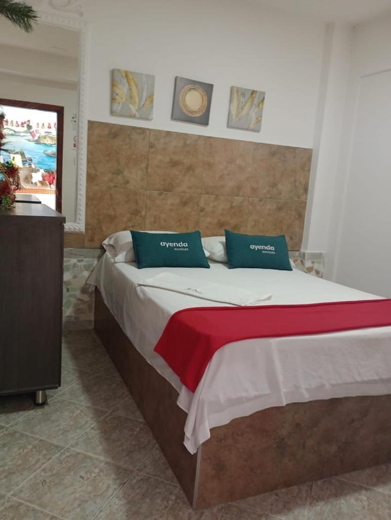 Hostal Kumbaya Santa Marta  Ngoại thất bức ảnh