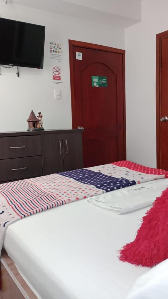 Hostal Kumbaya Santa Marta  Ngoại thất bức ảnh