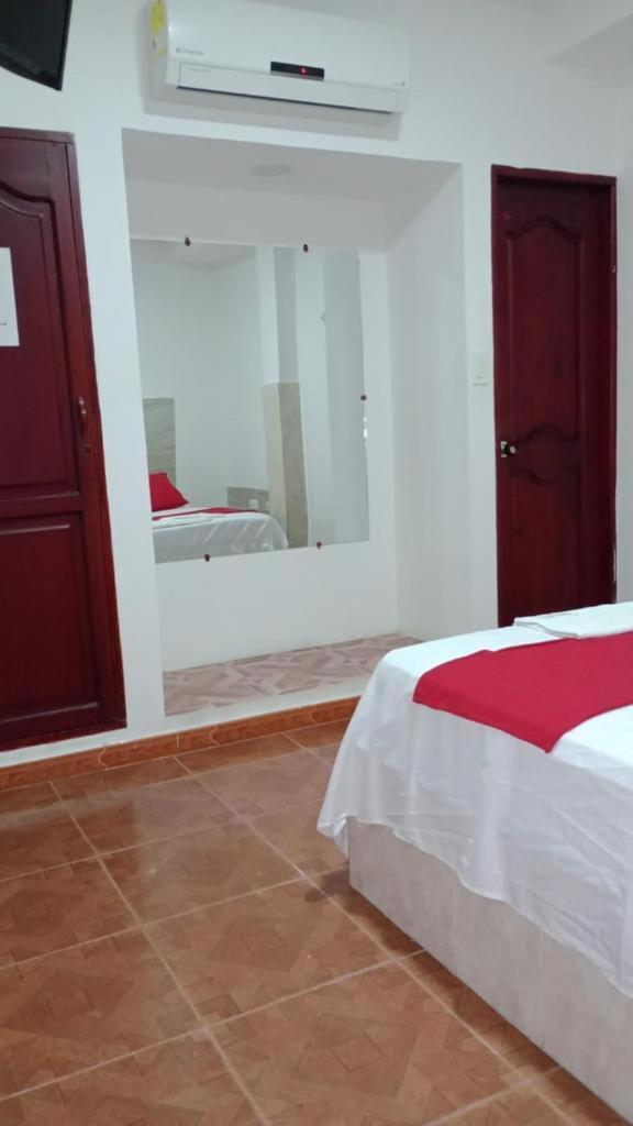 Hostal Kumbaya Santa Marta  Ngoại thất bức ảnh